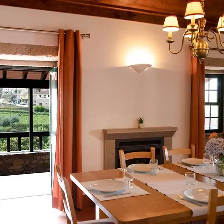 Fonte Dos Pepes By Lovelystay *