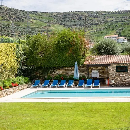 Fonte Dos Pepes By Lovelystay *