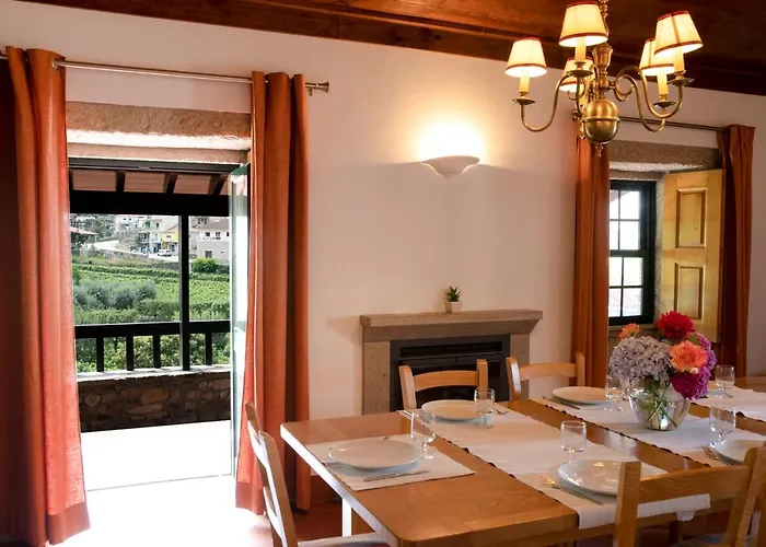 Fonte Dos Pepes By Lovelystay *